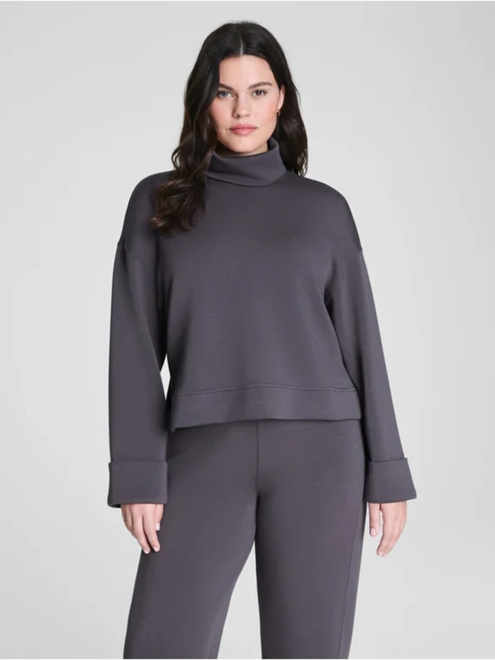 SPANX AIRESSENTIALS® TURTLENECK green xs